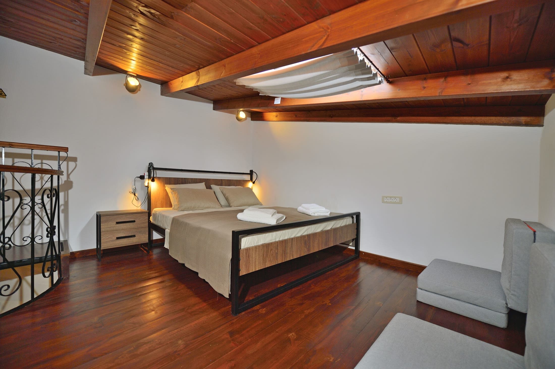 Alexander Maisonette interior